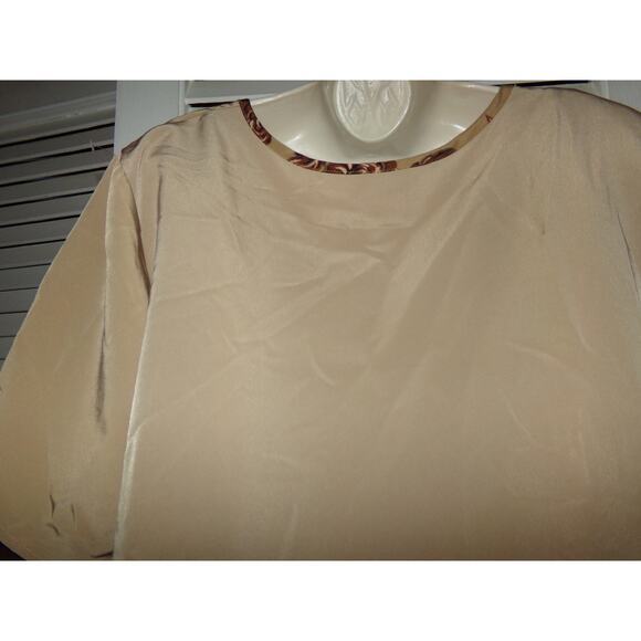 Vintage Susan Graver style tan blouse small shoulder‎ pads 1X short sleeve - Picture 3 of 5
